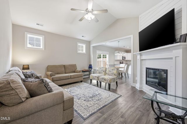 709 S Pollock Street, Selma, NC 27576