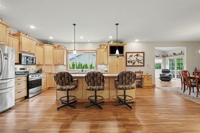 3807 Westbridge Drive, Valparaiso, IN 46383