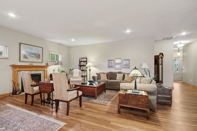 3807 Westbridge Drive, Valparaiso, IN 46383