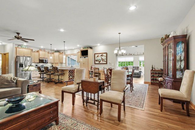 3807 Westbridge Drive, Valparaiso, IN 46383