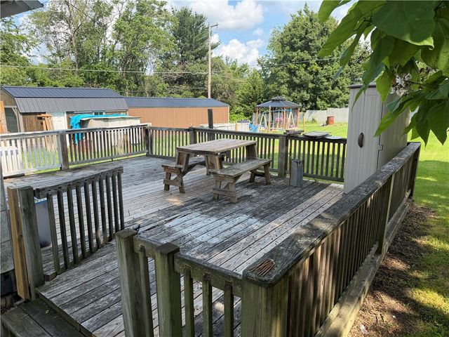 3305 3rd St, Dunbar, PA 15431