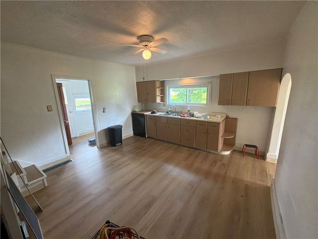 3305 3rd St, Dunbar, PA 15431