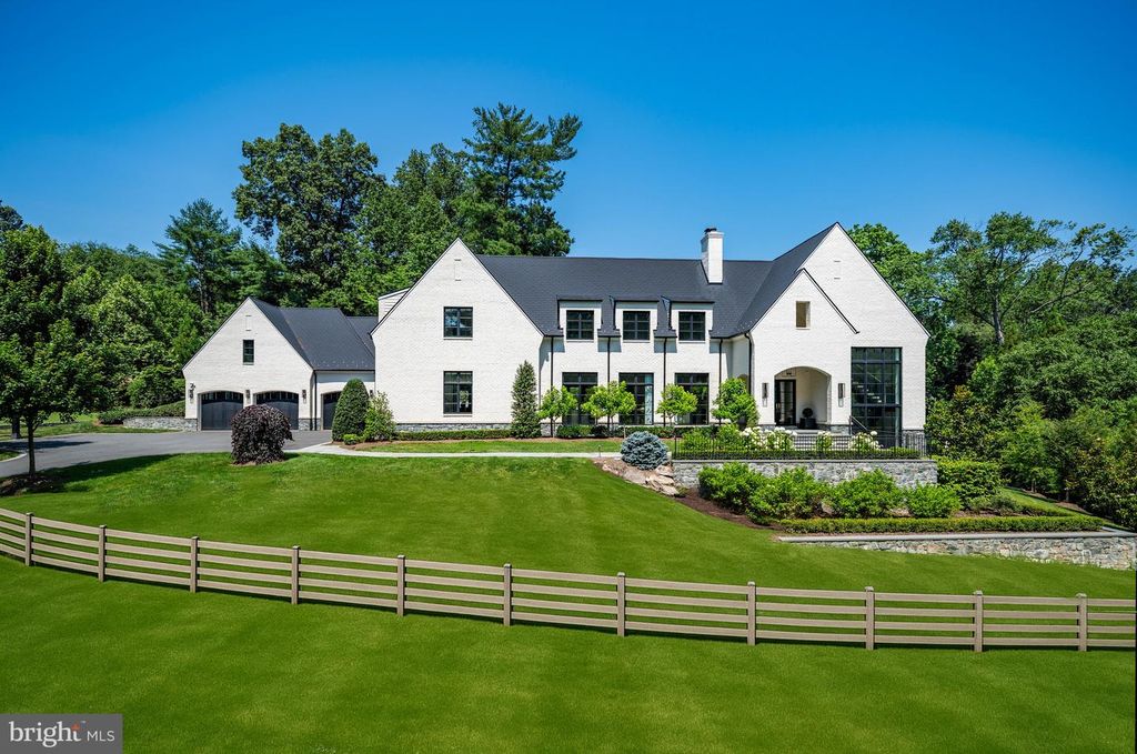 1004 DOGUE HILL LN, Mclean, VA 22101