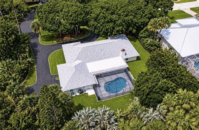 4384 SW 2nd Square SW, Vero Beach, FL 32968