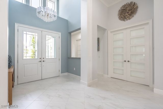 5060 Martinique DR, Naples, FL 34113