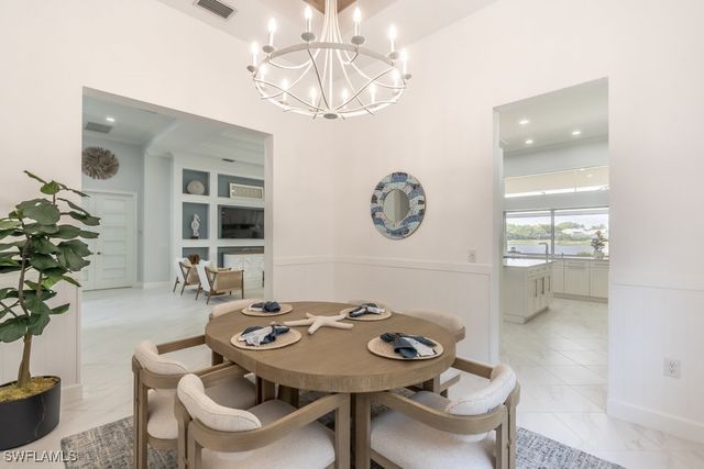 5060 Martinique DR, Naples, FL 34113