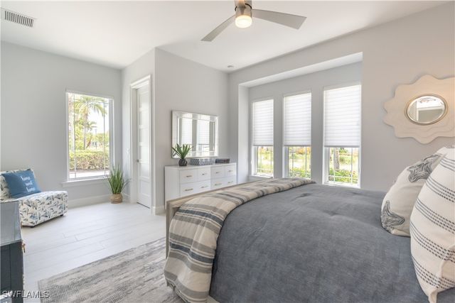 5060 Martinique DR, Naples, FL 34113