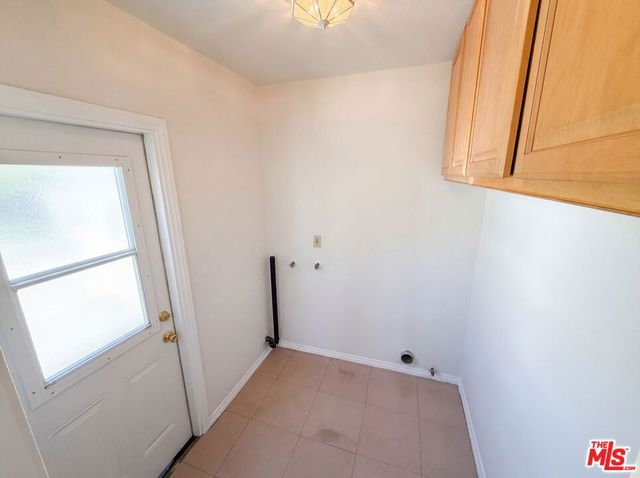 817 S 9th Street, Alhambra, CA 91801