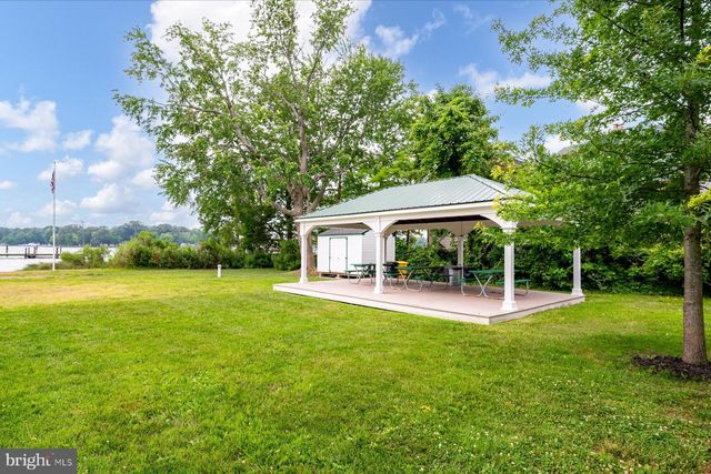 4909 OLIVE ST, Shady Side, MD 20764