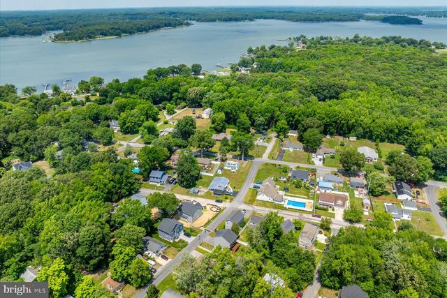 4909 OLIVE ST, Shady Side, MD 20764