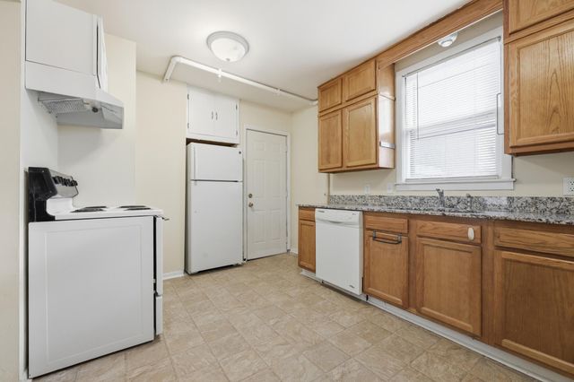 1070 21st Avenue SE, Minneapolis, MN 55414