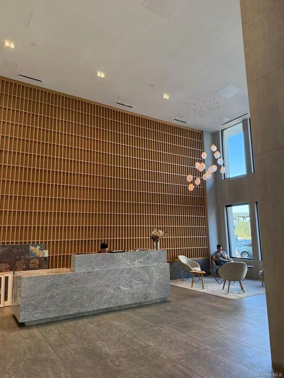 131-02A 40th Road 6G, Flushing, NY 11354