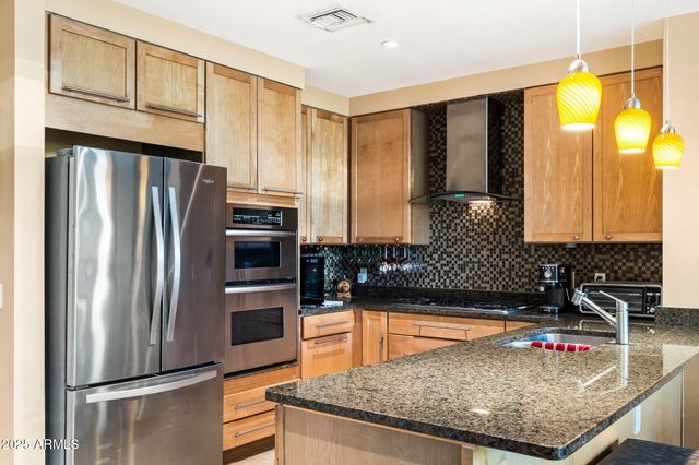208 W PORTLAND Street 360, Phoenix, AZ 85003