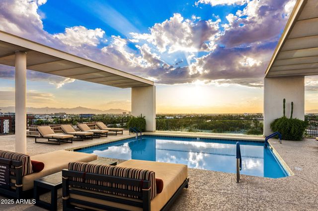 208 W PORTLAND Street 360, Phoenix, AZ 85003
