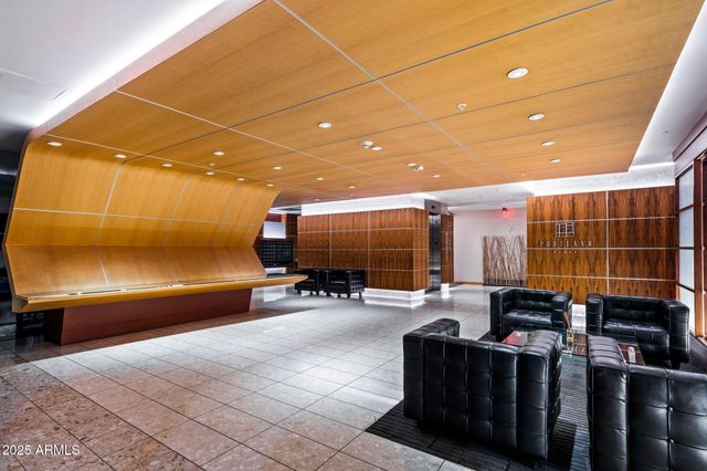 208 W PORTLAND Street 360, Phoenix, AZ 85003