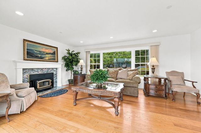 1286 Parrott Drive, San Mateo, CA 94402