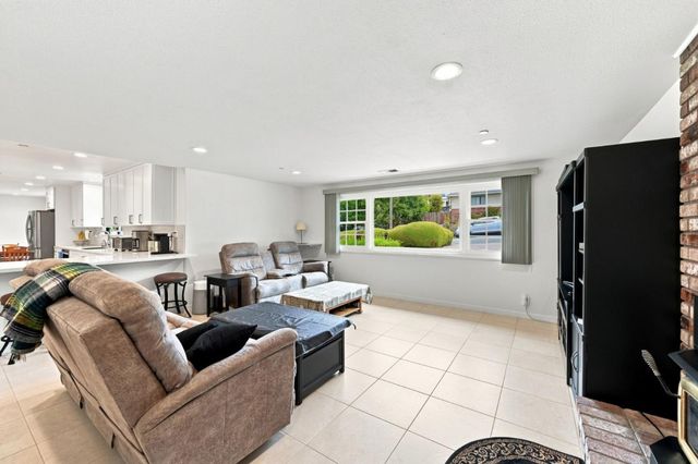 1286 Parrott Drive, San Mateo, CA 94402