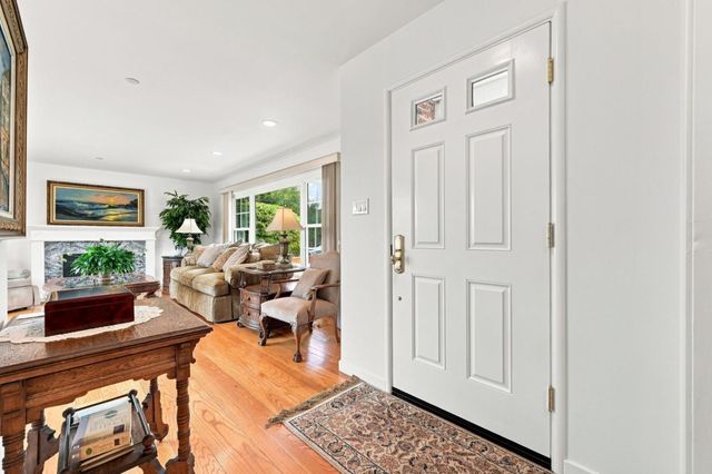 1286 Parrott Drive, San Mateo, CA 94402