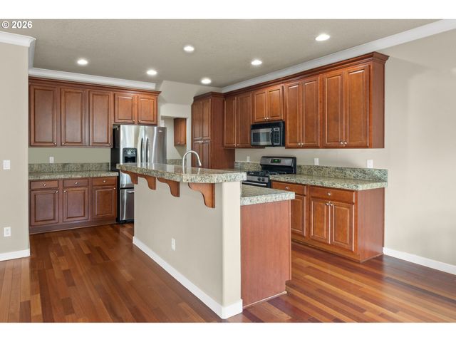 14700 Se PEBBLE BEACH Dr, Happy Valley, OR 97086