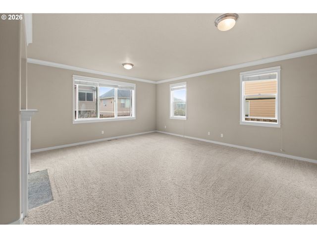 14700 Se PEBBLE BEACH Dr, Happy Valley, OR 97086