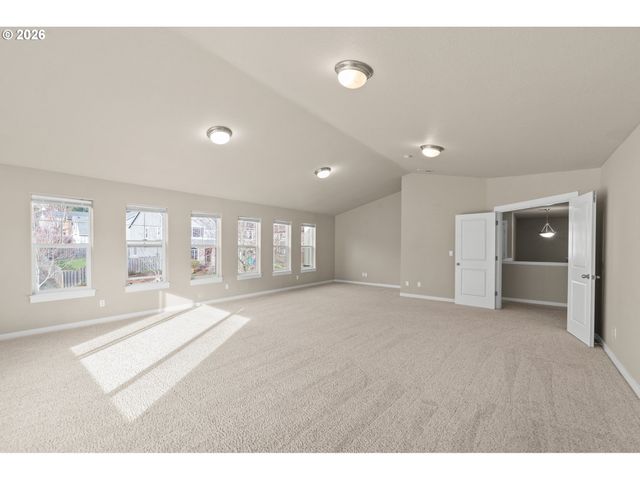 14700 Se PEBBLE BEACH Dr, Happy Valley, OR 97086