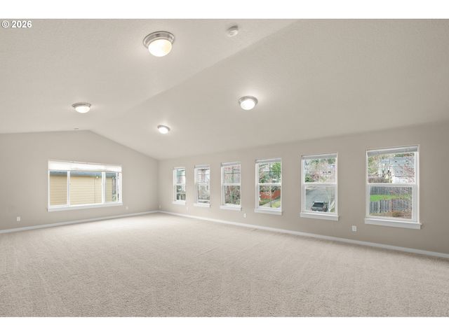 14700 Se PEBBLE BEACH Dr, Happy Valley, OR 97086