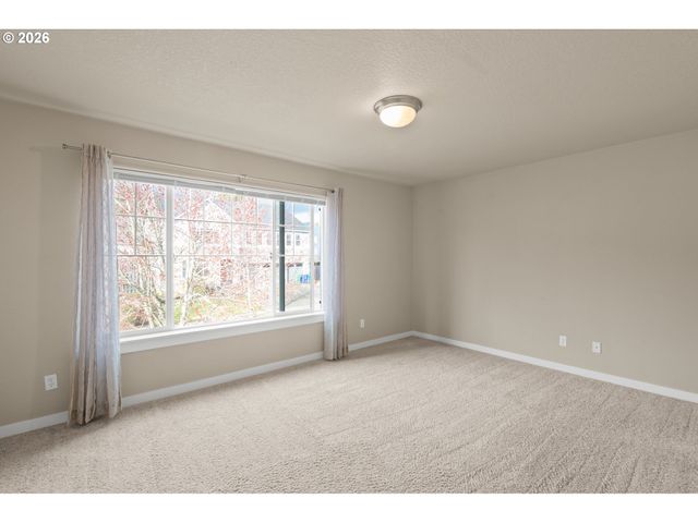 14700 Se PEBBLE BEACH Dr, Happy Valley, OR 97086