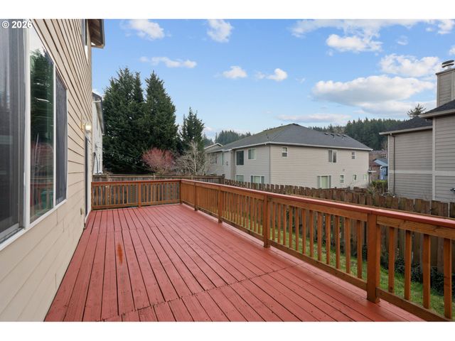 14700 Se PEBBLE BEACH Dr, Happy Valley, OR 97086