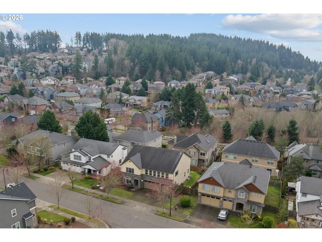 14700 Se PEBBLE BEACH Dr, Happy Valley, OR 97086