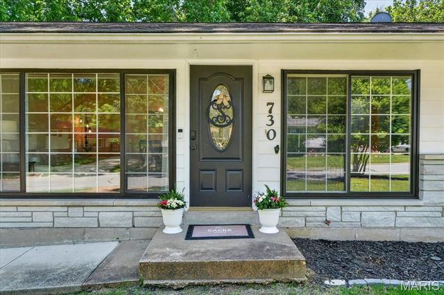 730 Samoa Drive, St Louis, MO 63126