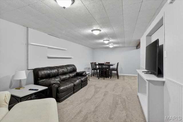 730 Samoa Drive, St Louis, MO 63126