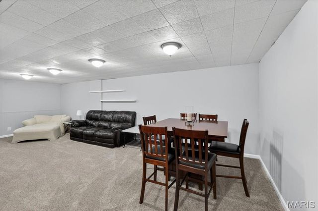 730 Samoa Drive, St Louis, MO 63126