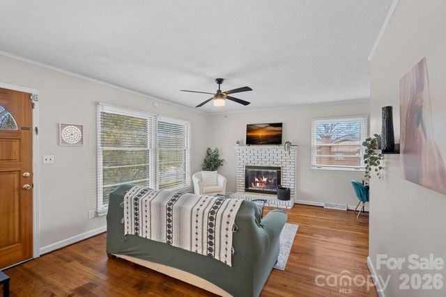 1301 Lane Road, Mount Holly, NC 28120