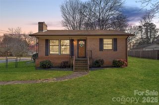 1301 Lane Road, Mount Holly, NC 28120