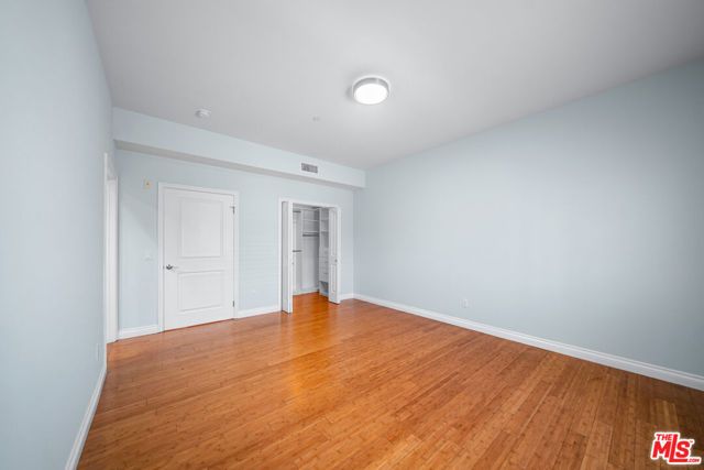 722 S Oxford Avenue 403, Los Angeles, CA 90005
