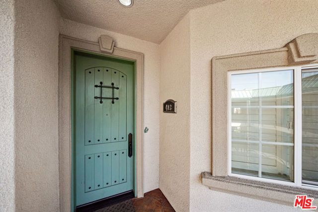 722 S Oxford Avenue 403, Los Angeles, CA 90005