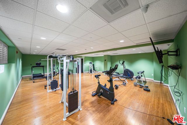 722 S Oxford Avenue 403, Los Angeles, CA 90005