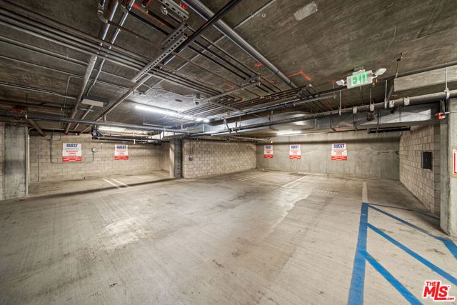 722 S Oxford Avenue 403, Los Angeles, CA 90005