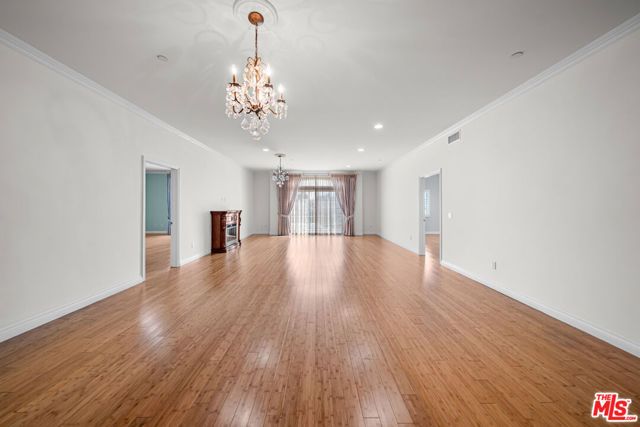 722 S Oxford Avenue 403, Los Angeles, CA 90005