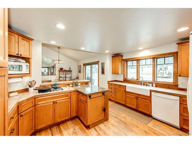18560 Wedemeyer Rd, Kiowa, CO 80117