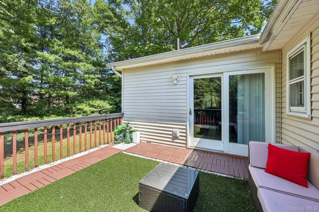 21 Baylor Road, New City, NY 10956