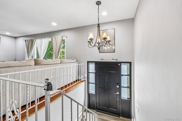 21 Baylor Road, New City, NY 10956
