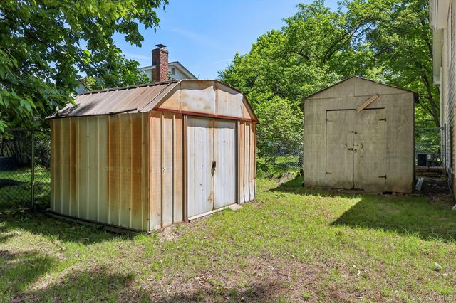 21 Baylor Road, New City, NY 10956