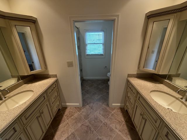 1307 Long Hollow Pike, Gallatin, TN 37066