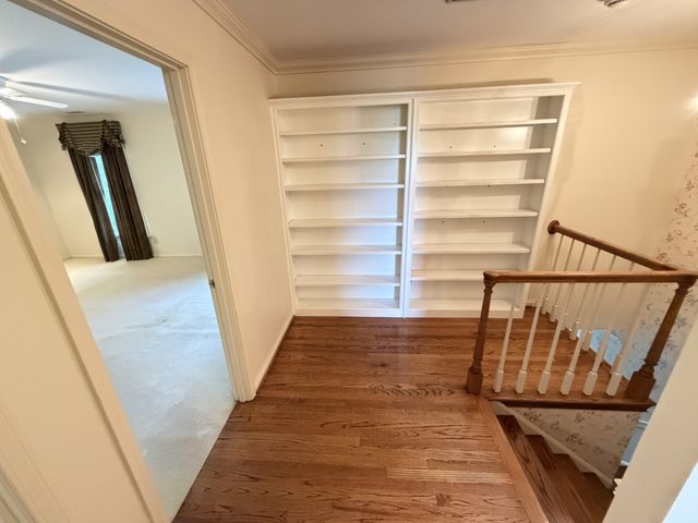 1307 Long Hollow Pike, Gallatin, TN 37066