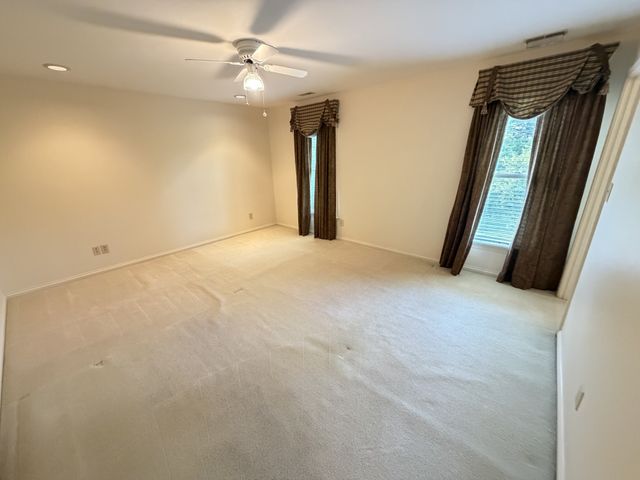1307 Long Hollow Pike, Gallatin, TN 37066