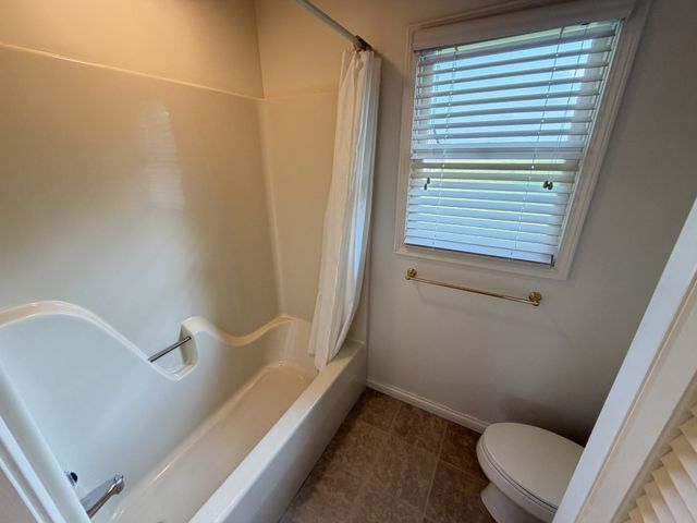 1307 Long Hollow Pike, Gallatin, TN 37066