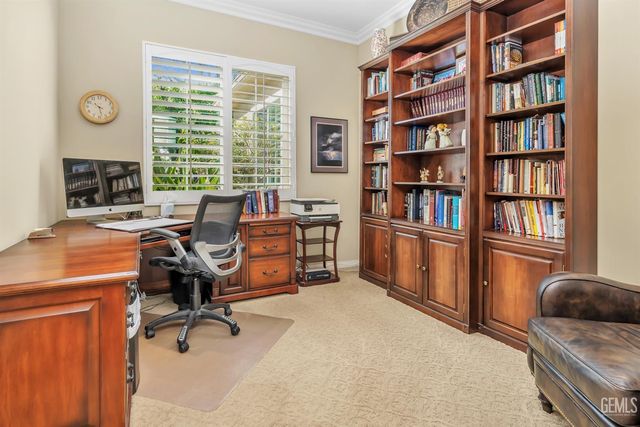 12018 Grasmere Avenue, Bakersfield, CA 93312