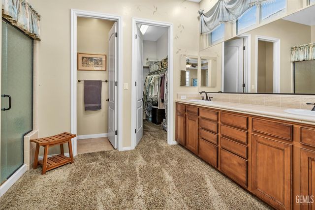 12018 Grasmere Avenue, Bakersfield, CA 93312