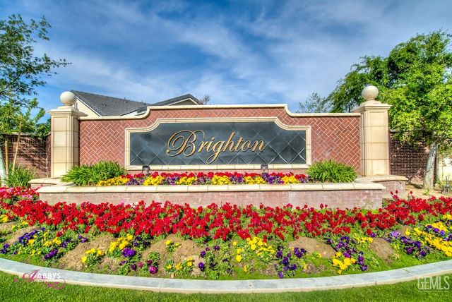 12018 Grasmere Avenue, Bakersfield, CA 93312